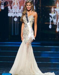 Bling konkursowe sukienki dla kobiet piękno Miss USA ukochana z paskami kryształowy kryształ seksowne backless białe suknie balowe wieczór W2273804