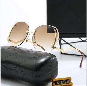 Kvinnor solglasögon lyxdesigner Eyewear Metal Frame Designers Sun Glasse Woman Glass Lenses Chrome Glasögon September Klasskamrat med Box Selery tillräckligt