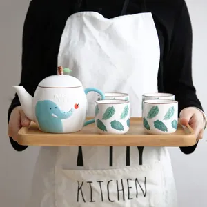 Tee -Sets koreanische Cartoon Tier Elefanten Keramik Kaffee Tee Set Haushalt Knochenkörner China Teekannenblätterblättermilch