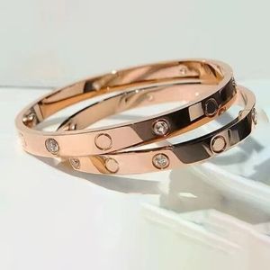 Armband Designer personalisierte Herren und Frauenarmbänder Paare Bänder Schmuck Geschenke für Liebhaber Freundinnen Mütter und Schwestern 946817566