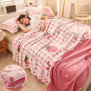 Decken Mädchen Cartoon Erdbeerflanelldecke warme Bettdecke Blatt Fuzzy weiches Fleece Plüsch für Bettsofa Nickerchenschal
