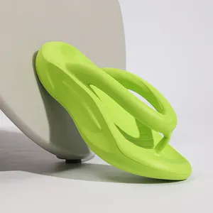 Slippers Fashion Green Flip Flops Men 2024 Outdoor Lightweight EVA Summer Casual Platform Chanclas Hombre