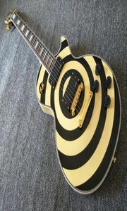 Zakk Wylde Bullseye Krem Siyah Elektrikli Gitar Çin EMG Aktif Pikaplar 9V Pil Kutu Beyaz Mop Blok Kakma Altın Donanım1215889