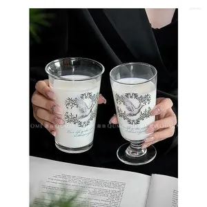 Copos de vinho Creative European European Pastoral Flower Exhibition Pigeon Copo de vidro de bebida aberta Stemware Small Original suco