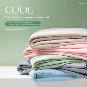 Filtar Mödrar och barnklass A Cool Summer Quilt Cloud Like Breattable Ice Cream Air Conditioning Skin Friendly Filt