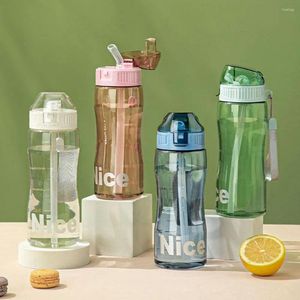 Vattenflaskor Plastflaska med halm för att dricka bärbar sport te kaffekopp köksverktyg barnskola