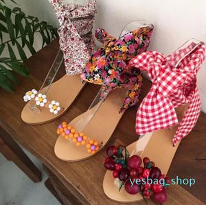 디자이너 8 컬러 패션 활 평면 샌들 수작업 여름 여성 샌들 플랫 캐주얼 편안한 해변 신발 꽃 발목 스트랩 큰 크기