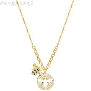 Designer swarovskis jóias xi jia 1 1 modelo original rótulo redondo dourado colar de abelha de abelhão feminino