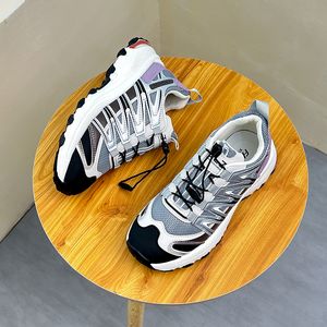 Med strumpor Running Shoes Women Mens Elephant Black White Schematic OG Luxury Sports Sneakers Trainers Storlek 36-45