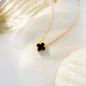 Clover pendant necklaceTitanium steel female jewelry 18k Gold Plant Necklace Mother's Day gift