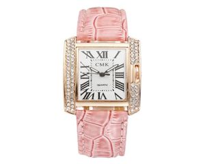 Dobre wartości olśniewające kwadratowe zegarek Temperament Atmosfera Watch Watche Diamond Rame Kwarcowy zegarek żeński zegarek skórzany pasek Ladie9723139