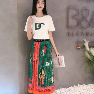 Women's designer two-piece set with letter embroidery pattern T-shirt, short sleeved long skirt, high-quality flower embroidery ultra short skirt