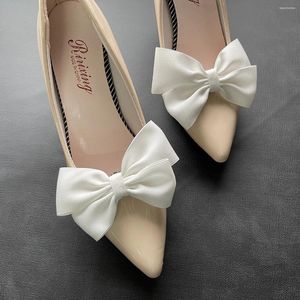 Spettame 2 pezzi Clip da scarpa a prua Bianco blu rosa decorazioni di seta viola fascino manuale con la sposa degli accessori per sposa da sposa