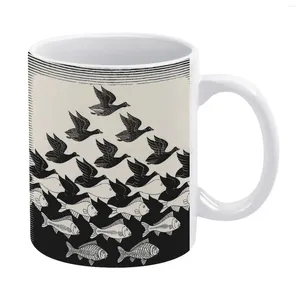 Mughe Sky in Water Animals White Tugh Coffee Coffee 330 ml Ceramica Cassi di latte e regalo di viaggio per gli amici Escher
