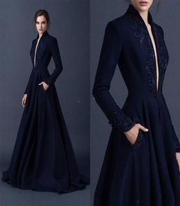 2020 Elegant Satin Aline Dresses Brodery Paolo Sebastian Dresses Pärlade formella party Wear Ball Gown Plunging V Neck Evening Dre6164118