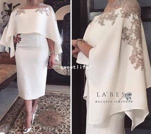 2019 Nya vita satincocktailklänningar med wrap -applikationer Tea längd Mantel Dubai Style Formell tillfälle Party Gown Custom Made7353406