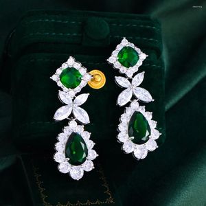 Dingle örhängen cwwzircons Big Water Drop Green Cubic Zirconia Crystal Long Leaf form Brudbröllopshändelse för kvinnor smycken CZ667