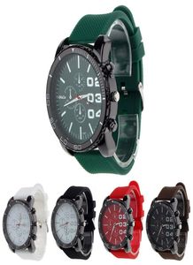 Случайные Quartz Watch Men Men Antry Watch Trink Sport Sport Sligicone Dropship Clock1915625