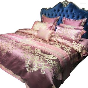 Sängkläder sätter silkbroderi lyxig satin bomull fyrdelar säng täcker sexdelar set rosa quilt tio-stycken tröskel