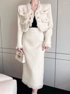 Abiti da lavoro francese fragranza vintage tweed a due pezzi set per abiti da donna abiti di alta qualità con camicia sfernello set di gonne lunghe set di abiti
