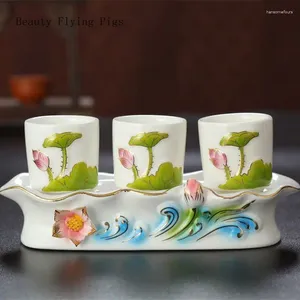 Tubllers 4pcs/Lot Triple Cup z podstawową Buddha Ceramiczna ulga malarstwo Lotus S Glass Great Smor woda