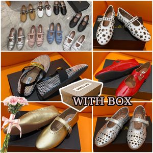 Mit Box Designer Sandale Ballett Slipper Slider Flat Dressing Schuhe Tanz Frauen rund Zehen Strassbootschuhe Luxus Leder Nieten Schnalle Schuhe Größe 35-40