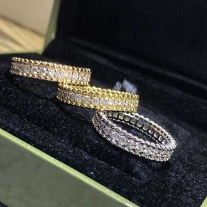 Designer -Marke Van Single Row Diamond Ring 925 Sterling Silber versilbert 18k Gold One voller Perlenkante weiblich