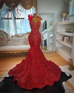 Party Dresses Red High Neck Long Prom Dress for Black Girls 2024 Pärled Crystal Sequined Birthday Feathers Evening Gown