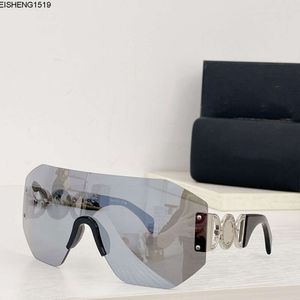 Designer Män och kvinnor Reality Eyewear Solglasögon Summer Fashion Mark Classic Unique Design Style UV Protection Glasses Random Box