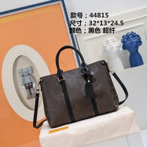 Luxury designer briefcase, stylish versatile men's business bag, travel messenger bag, casual cross-body bag, laptop bag attache case document bag