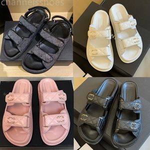 Ny sommar lyxig strand avslappnad designer sandaler chanells sandaler sommar tofflor sandaler lyxiga män kvinnor sandal skjutreglage casual skor plattform designer tofflare