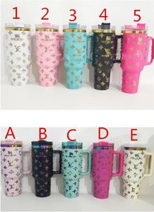 Designer Tumblers 40oz Cup 11Colors Luxury Letters Tumbler With Handle Stainless Steel Straw SUS304 Vacuum Insulated Termos Car Ofiice Mug With Gift Box