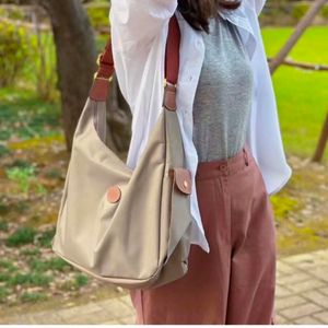 Дизайнерская высококачественная классическая портативная складная сумочка для пельмени большая рука простая плетение на плечо.