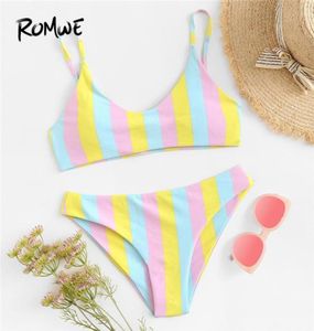 Sport Multicolor Striped Swimming Bikini Set Women Sexig Beach Triangle Baddräkt med bröstkudde Kvinnlig sommarbad9015993