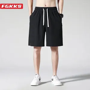 Men's Shorts FGKKS 2024 Outdoor Casual For Men Cotton Large Pocket Five Cent Beach Pants High Quality Design