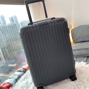 Siyah tasarımcı bagaj çantası büyük boy kapasite erkekler için en kaliteli bagaj valiz