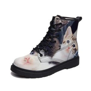 Designer botas personalizadas homens sapatos de sapatos pretos brancos masculino feminino esportes de anime planos gai gai