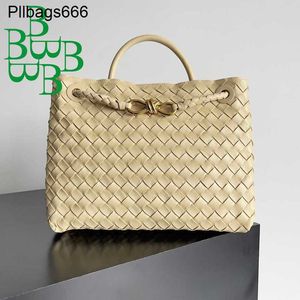 Andiamos Bags Bottegvenetasハンドバッグ6B Woven Series Womens Bag Defided Sheepskin 2024 New Large Andiamo Horizo​​ntal Handbag Europeanand American Fashion