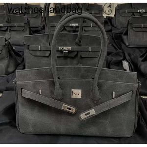 Designer Bag äkta läder 7A Handswen Luxury Underarm One Shoulder Capacity Military Cloth1L4M