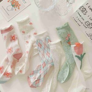 Socks Hosiery Vintage Flower Socks Women Fashion Summer Sexy Lace Mesh Thin Breathable Long Socks Harajuku Retro Kawaii Cute Crystal Silk Sock