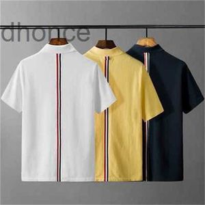 Tb Trendy Brand Polo Collar Short Short Summer Back Ribbon T-shirt Mens e Camicia da donna Trend Leisure Coppia Wear 2116-4