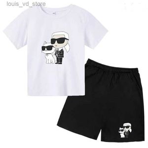 Set di abbigliamento per bambini Summer Nuova tendenza T-shirt Top a maniche corte+Shorts 2P Birthday Gift Boy/Girl Toddler 3-12Y Affascinante set sportivo casual elegante T240417