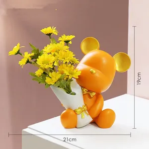 Decorative Figurines Creative Light Luxury Violence Bear Decoration Living Room TV Wine Cabinet Bedroom Girl Heart Desktop Layout Fake