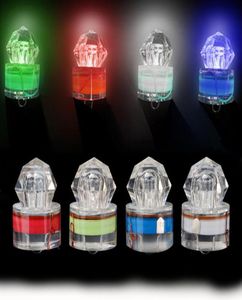 Ganze LED Deep Drop Underwater Diamond Fischerei blinktes Licht Köder Köder Köder Tintenfischfischerei -Accessoire Whole8410942