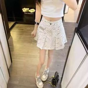 Designer Kk2024ss New MM Home Full Print Polka Dot Heavy Industry Hot Diamond Denim Skirt Summer Cool Color Matching