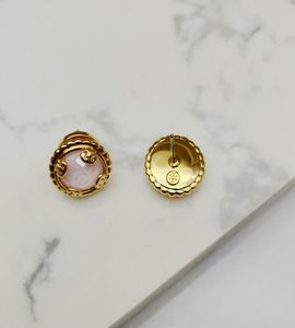 Toppkvalitet 18K Gold Plated Brand Stud Earring Pink Stone Letter Earrings3406134