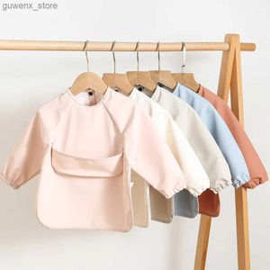 Babadoras arrotar panos de baby baby babys impermeabilizados crianças crianças cor de cor sólida smock para meninos meninas infantil manga longa alimentação de avental com bolso de bebê y240415y240417it4j