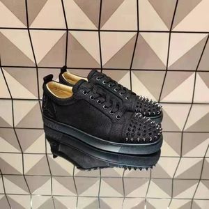 Casual Shoes Low Cut Mens High Quality Trainers Driving Spiked Black Genuine Leather Rivets Toecap Heels Flats Sneakers 95