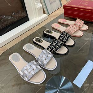 Rene Caovilla Slippers Womens Designer Slippers Summer Summer Dishing Rhinestone Sandals Satin Fashion Slides Fudicure Leather Swees EU34-41