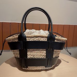Senaste sommaren The Maxi Santorini Tote Bag Luxury Designer Weave Straw Beach Bag äkta läderhandväska Fashion Women Vocation Shoulder Bag High Quality 10A